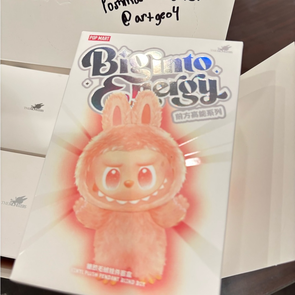 COPY - Pop Mart Biginto Energy Action Figure - Pink